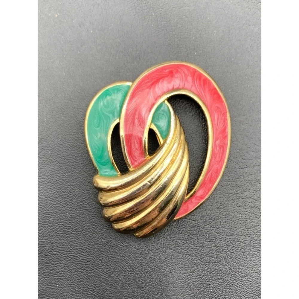 Vintage Gold Tone And Pink And‎ Green Enamel Swirl Brooch